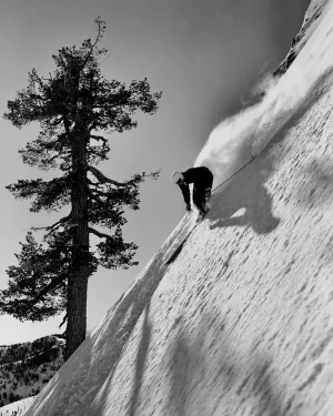 6930A Lone Pine Skier Squaw Valley