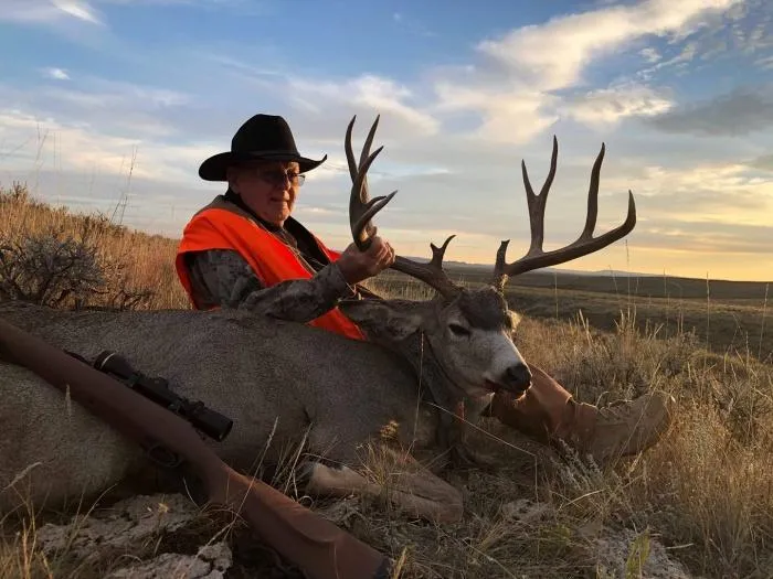 Blue Rock Outfitters - 4 Day Guided Rifle Deer/Antelope Combo Hunt