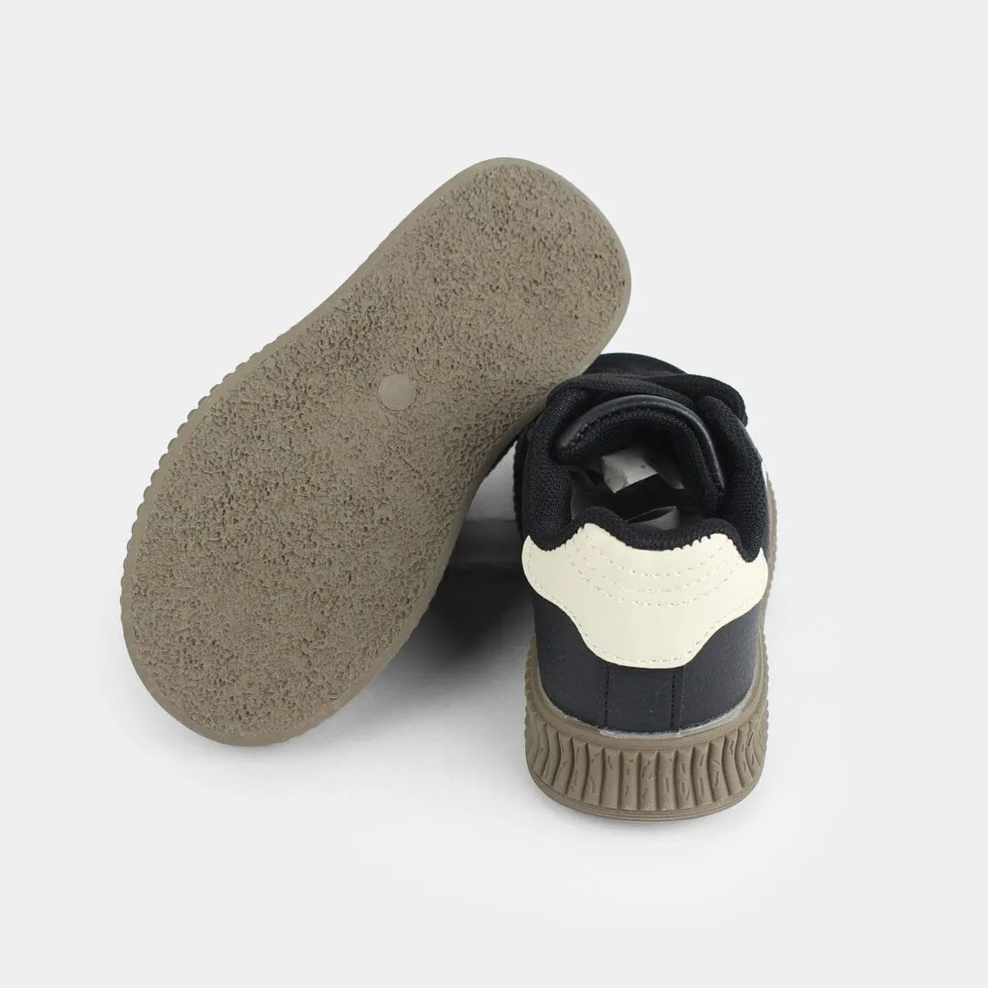 Delighted Little People Kids Sneaker