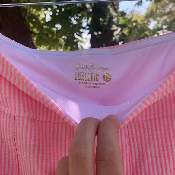 LILLY PULITZER UPF 50  luxletic Skort PINK. Size 12
