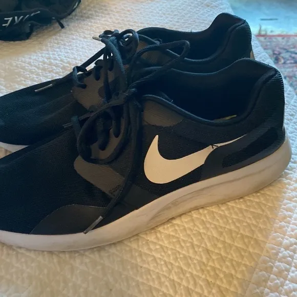 Nike Men's Kaishi Casual Sneakers size 12