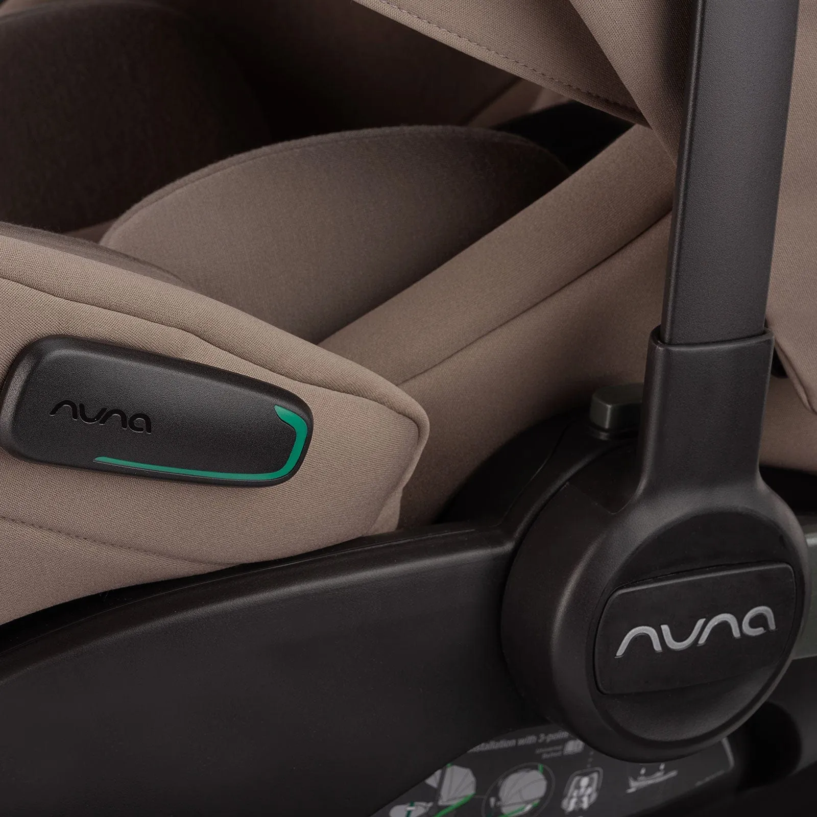 Nuna ARRA Flex Infant Carrier in Cedar