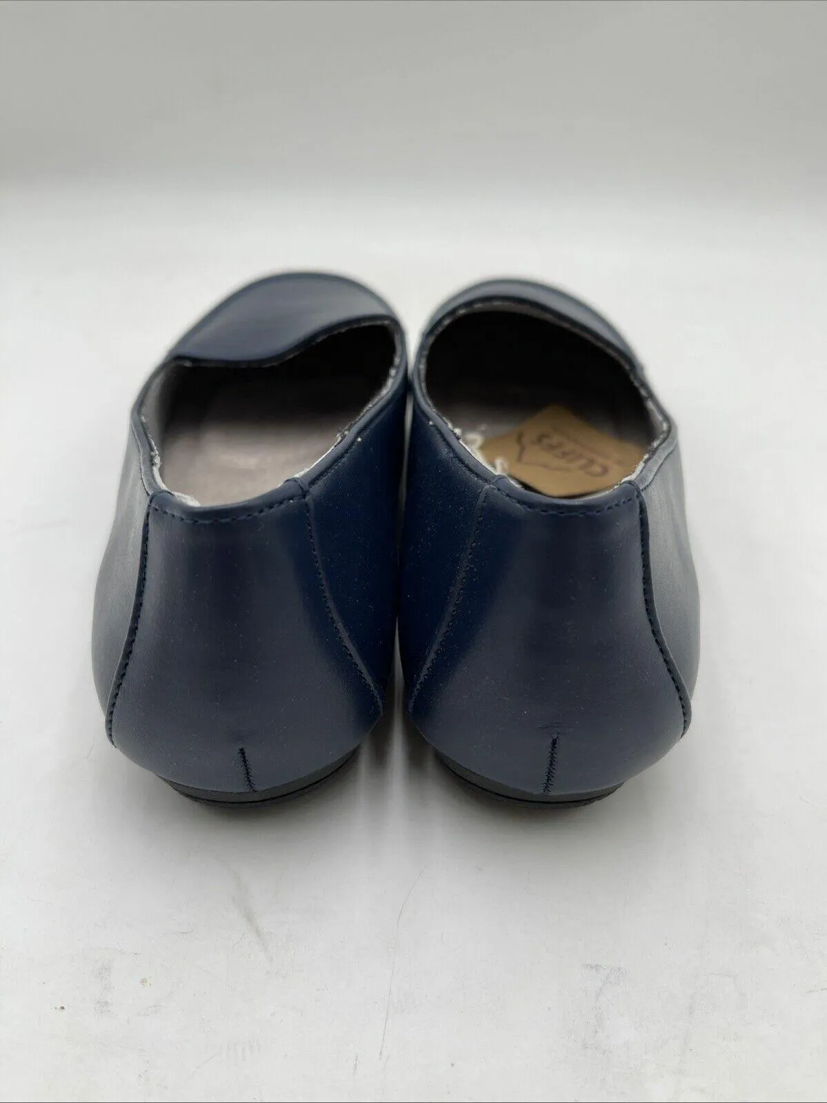 NWOB Women’s Cliffs by White Mountain Women's Mint Loafers Navy Blue Size 7.5 - Like New