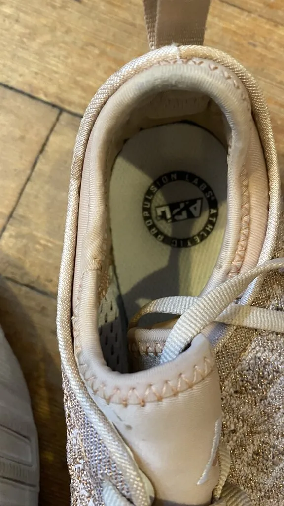 Techloom Phantom Sneakers
